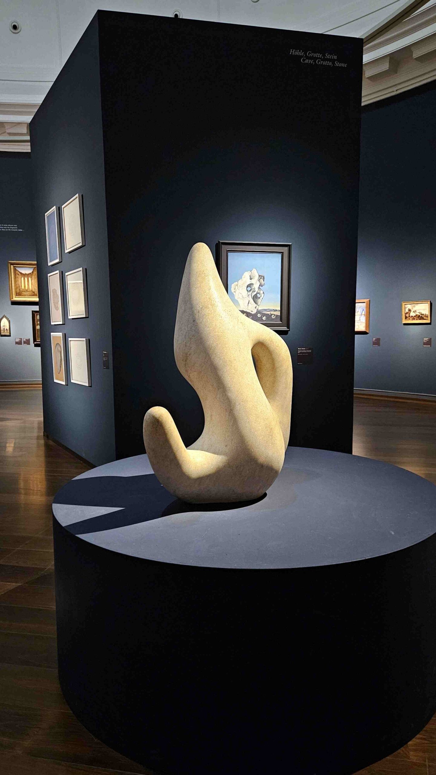 Skulptur im Schwarzen HH Kunsthalle20250911_160106 Die Entscheidung